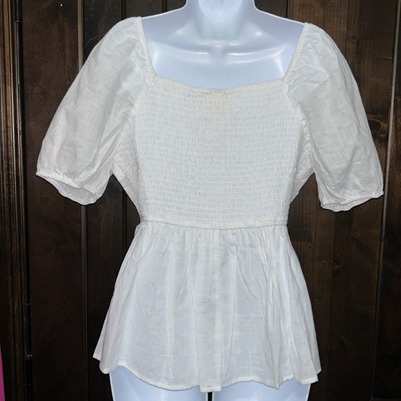 New Savanna Jane Embroidered Top Small - Picture 3 of 7